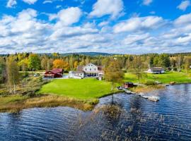 Udden Retreat-Bed & Breakfast, hotel a Skinnskatteberg