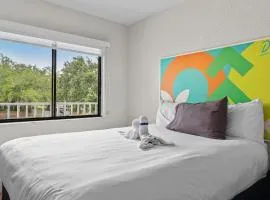 Spacious Disney Room Pool & Free Prk