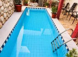 Hostel Goiabeiras com Piscina Próximo à Arena Pantanal