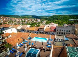 Hotel Premier - Veliko Tarnovo City Center, Panorama View, Hotel in Weliko Tarnowo