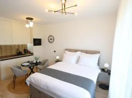 Salt Oasis Luxury Retreat