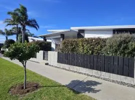 Golden Sands Family Escape