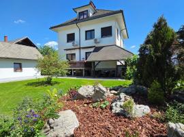 Vila Moka near Bled - Entire House with Garden, Grill & Free Parking, hotel a Lesce