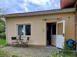 Apple Tree Garden House