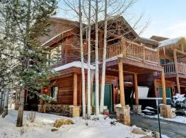 Slopeside Chalet 100 I Hot Tub I Great Views I Activity Program