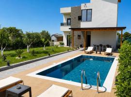 Julis Villa, hotel en Draç