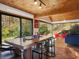 Light-Filled GB Oasis, Trails, Lake, Fireplace