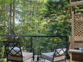 Renovated Creekside Retreat with Private Patio & BBQ