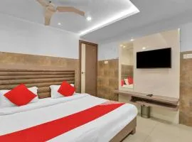Super Hotel O Sada Shiv Guest House