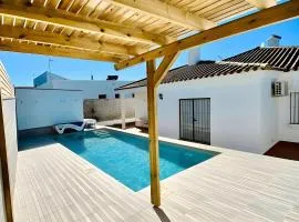 Chalet Piscina Privada Parking Cerca del pueblo Viewl