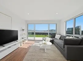 The Spoonbill Retreat Family Escape with Water Views in Sorell