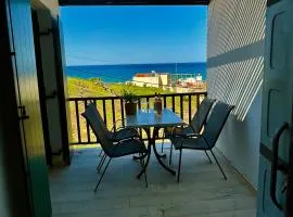 Mira Kalyves Seaviews & Mountain View Apartment