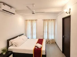 Zenora Suites