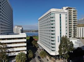 Novotel Perth Langley, מלון בפרת'