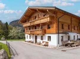 Ferienhaus Paulnhof Erl - Alpenglück für Gruppen, Freunde & Teams