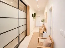 Luna Serene - Gym Rooms