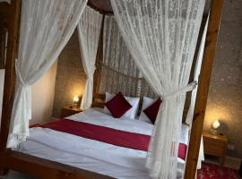 Karballa Hotel، فندق في أكساراي