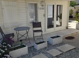 Le Chalet, hotel u gradu Isteam