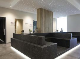 Mercure Luxembourg Kikuoka Golf & Spa, hotel em Canach