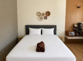 Lom Phangan Studio