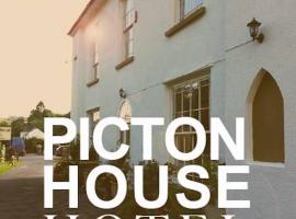 세인트 클리어스에 위치한 비앤비 Picton-House