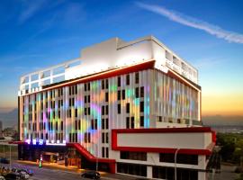 U-Her Hotel – hotel w mieście Taizhong