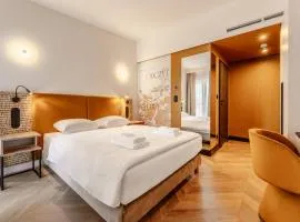 Art Queen Aparthotel
