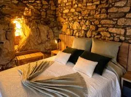 Unique Stone Suite with Pool Coimbra