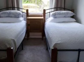 Bayview Apartments Historic Beachfront Haven Restful, Charming, Unbeatable Views