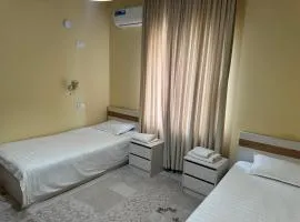 SAVITSKY Inn