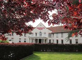 Mercure Canberra