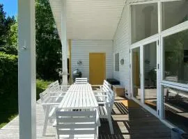 Holiday Home With Large Garden Near Heather Hill