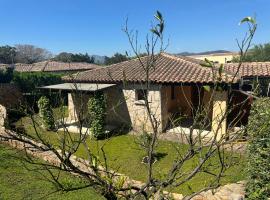 Residenze Coda Cavallo, hotel San Teodor&oacute;ban
