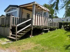 Mobilhome 2 chambres avec grande terrasse fermée tout confort camping siblu 4 etoiles Nevez Pont Aven