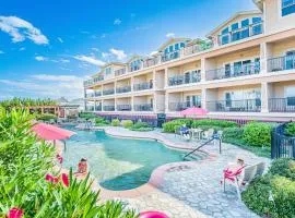 Good Trouble - Croatan Surf Club, Ocean View, Indoor and Outdoor Pool, Hot Tub, Pets Ok, YR Flex