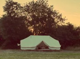 Grand Jardin - Les tentes de la prairie