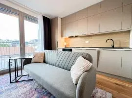 REAL Living by REFA - Modern Haven 508