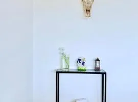 Sea-esta Apartments