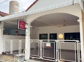 CHANN Guesthouse