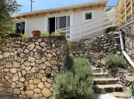 Petite Kalyva