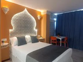 "Al-Andalus house" A 9 min en metro del centro de Sevilla