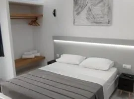 Saris rooms