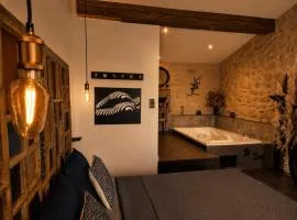 Le Lovy , Studio indépendant avec Jacuzzi