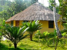 Ankobra Beach Resort, hotel cerca de Ebonloa Visitor Centre (Amansuri Wetlands), Axim