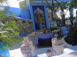 Blue House Town, хотел в Чефчауен