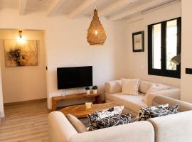 Apartamentos La Iguana, hotel di Hervas