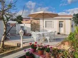 Villa Charme & Jardin à Fnideq, Proche Plage & Ceuta