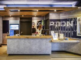 ibis Budget Courbevoie Paris La Défense: Courbevoie şehrinde bir otel