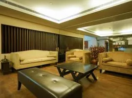 Super Townhouse Mookkannoor Tourist Home
