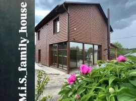 MiS Family house з чаном та сауною